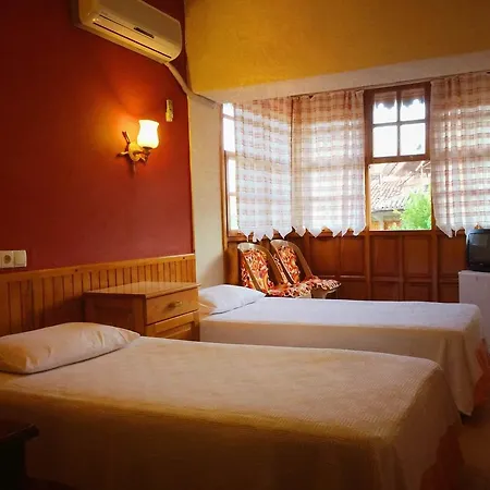 Casa de hóspedes Tas 3*